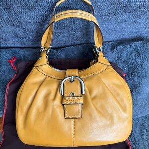 Coach NWOT Mustard Leather Shoulder Bag
